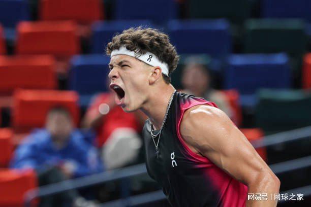 及判定球员 及判定球员