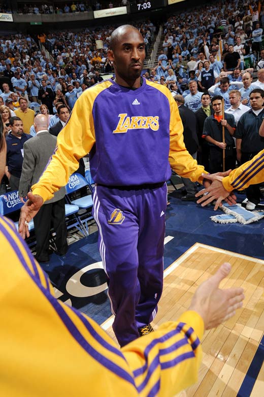 他先是完成 他先是完成