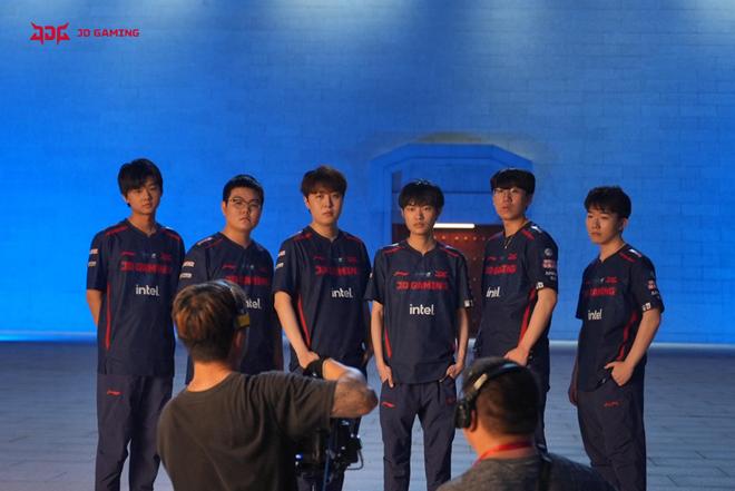 在强压环境 在强压环境